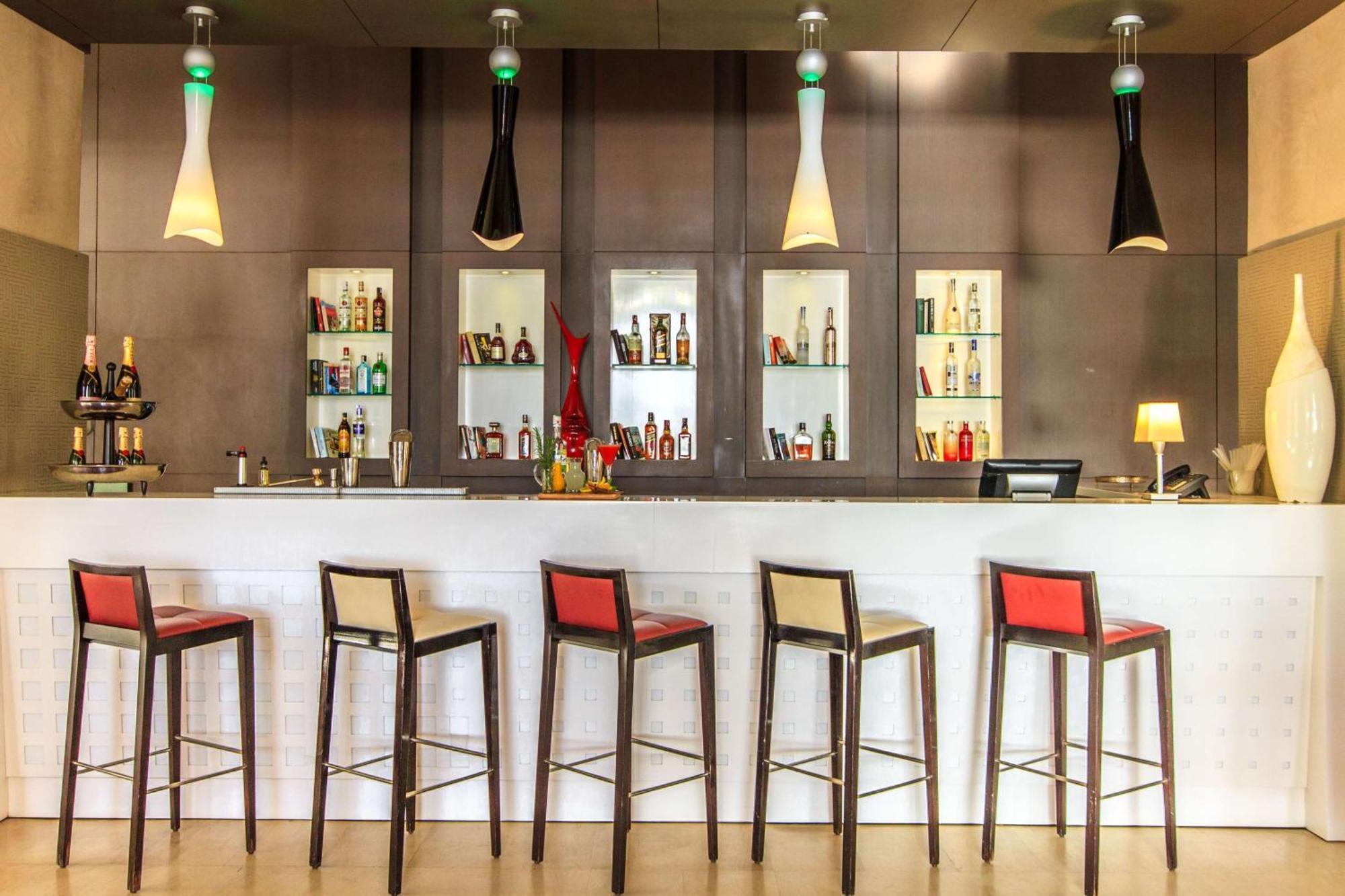 Barcelo Palmeraie Oasis Resort (Adults Only) Marrakesh Exterior photo A bar at a hotel